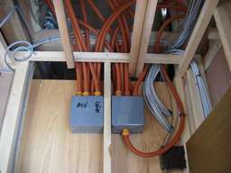 �W���X�y�[�X��