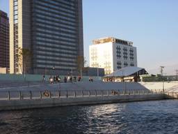 ���j�o�[�T���V�e�B�|�[�g