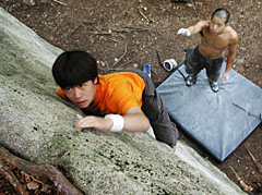 �u�X�p�C���[�̂U���v��o�邵������