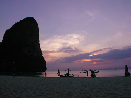 Silhouette of Thaiwand Wall
