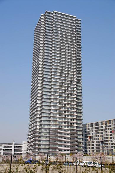 Wコンフォートタワーズ WEST