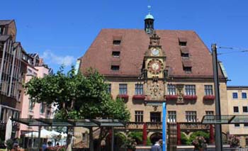 �n�C���u����