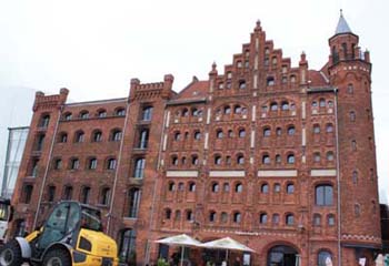 �V���g���[���Y���g