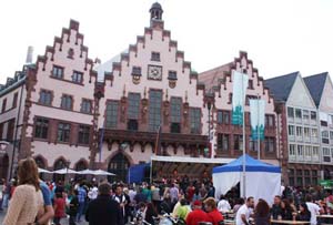 ���[�}�[�L��