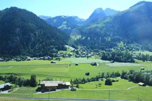 �S�[���f���p�X