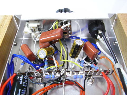 AMP-MINI ��ʂ��i�^��ǎ��Ӂj