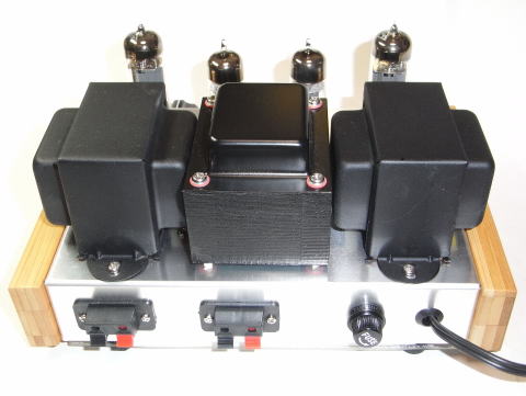 NEW AMP-2 後面より