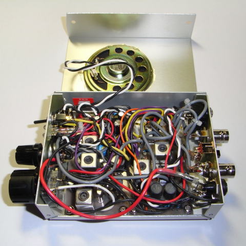 今回製作したPAV-6の内部