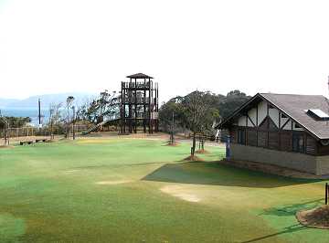 芝生広場 芝生広場