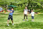 石ヶ谷公園の広場で