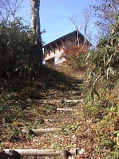 山頂避難小屋