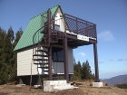 高坪山避難小屋