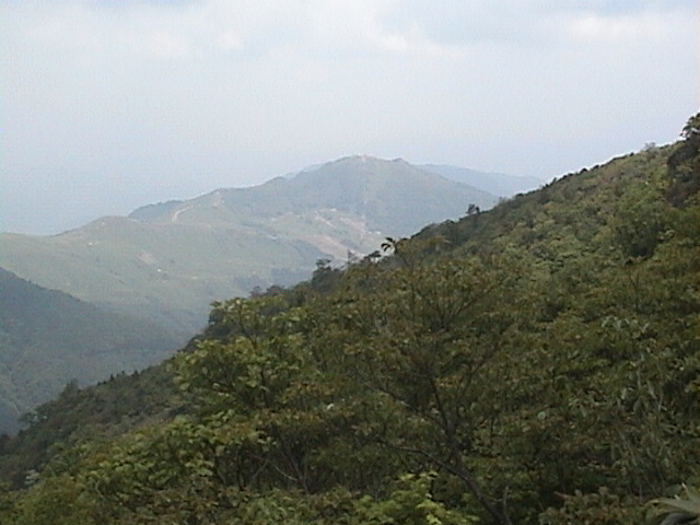 コシキ岩下部より鉢伏山