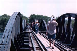 戦場にかける橋。クワイ河鉄橋。