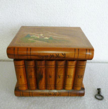 B-04 �u�b�N�^���炭���Δ�