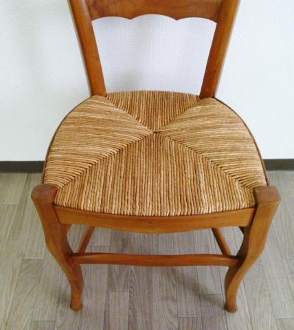 A-17 ���[���`�F�A�[