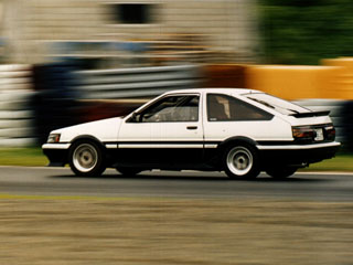 ae86ti3.jpg (23147 oCg)