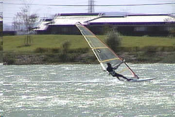 ���v����