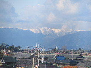 ���i�ΐ��݂̎R�X