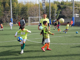 小倉隆史のサッカー教室