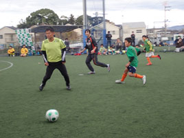 小倉隆史のサッカー教室