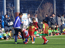 夢つなぐプロジェクト　サッカー教室写真