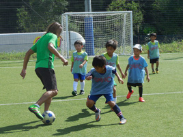 夢つなぐプロジェクト サッカー教室写真