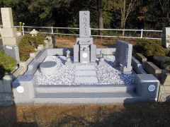 お墓は１０寸型石碑