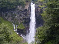 華厳の滝
