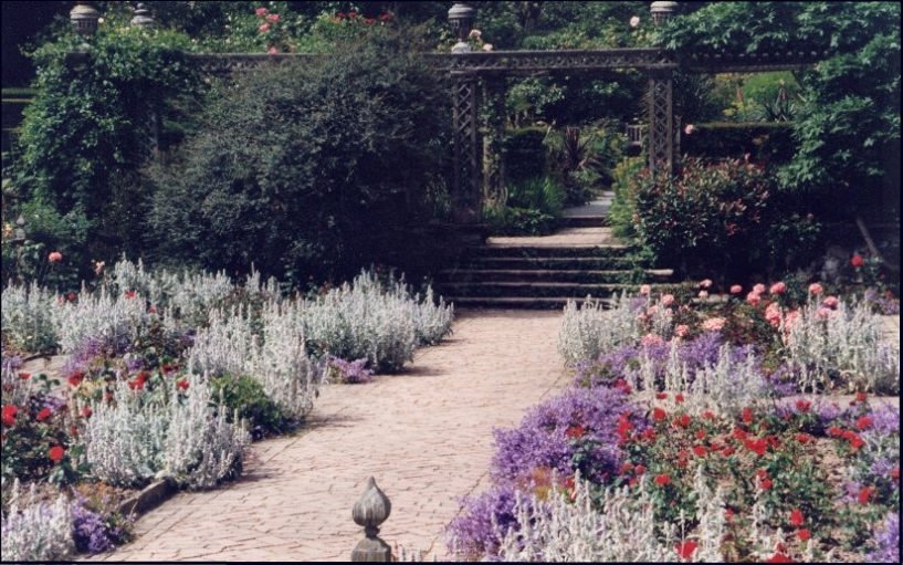 Bodnant GardensU