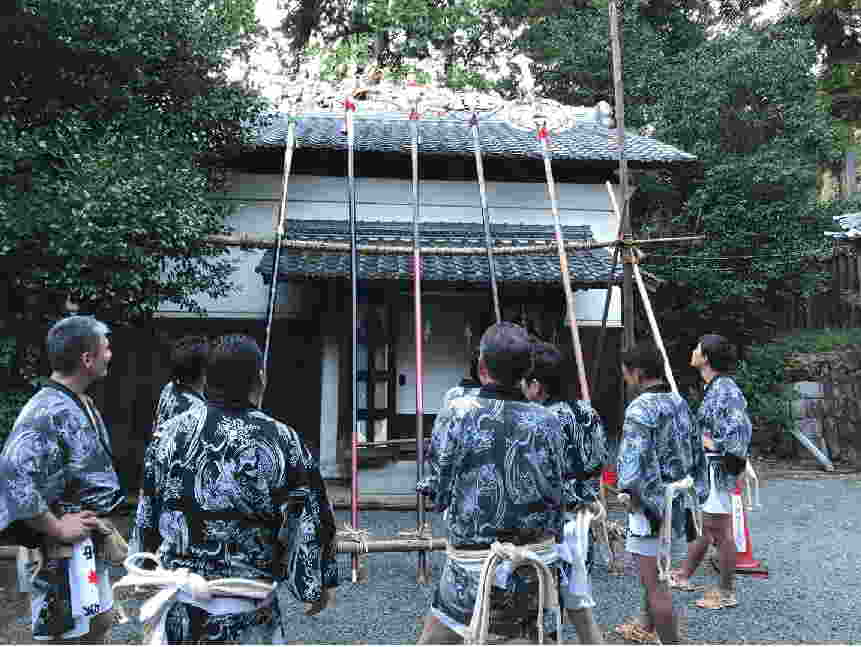 石座神社