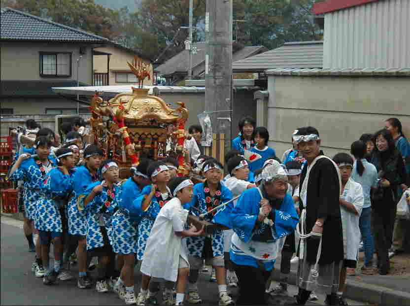 石座神社