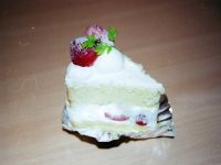 日替わりのケーキをテイクアウト。おいしそう。