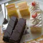 デザートのケーキ各種。