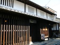 町屋の佇まい。とってもステキです。