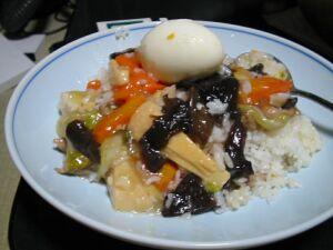 ふつーサイズ中華丼