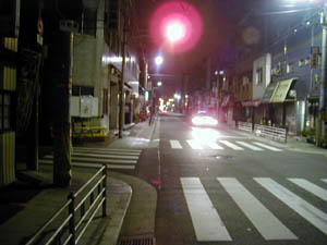深夜の街道