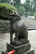大崎八幡宮の石の狛犬