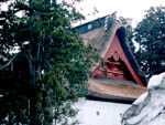 出羽三山神社の茅葺き屋根