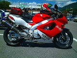YAMAHA YZF1000R