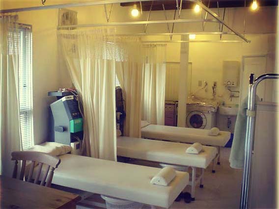 整骨院 店内 整骨 店内