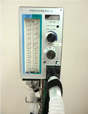 笑気吸入鎮静法