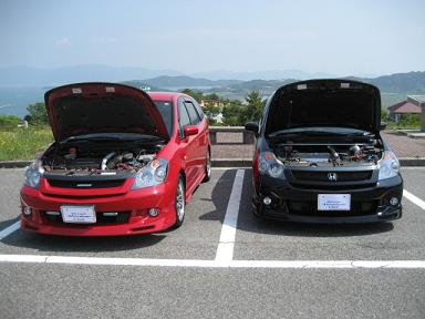 直噴エンジン2.0L DOHC i-VTEC I エンジンK20Bルーム