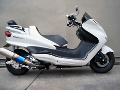 ���}�n�@�}�W�F�X�e�B