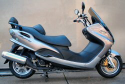 ���}�n �}�W�F�X�e�B125�^�C�v�T�J�X�^���o�C�N