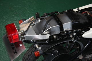 RZ250スイフトフェンダーレスキット