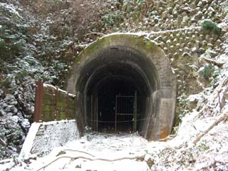 青山トンネル東口