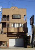 社屋外観