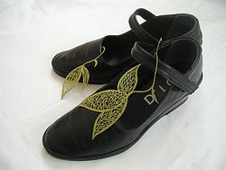 愛用の靴に切絵