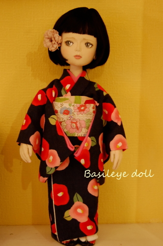 ��l�̒����ւ��z�l�` Basileye doll